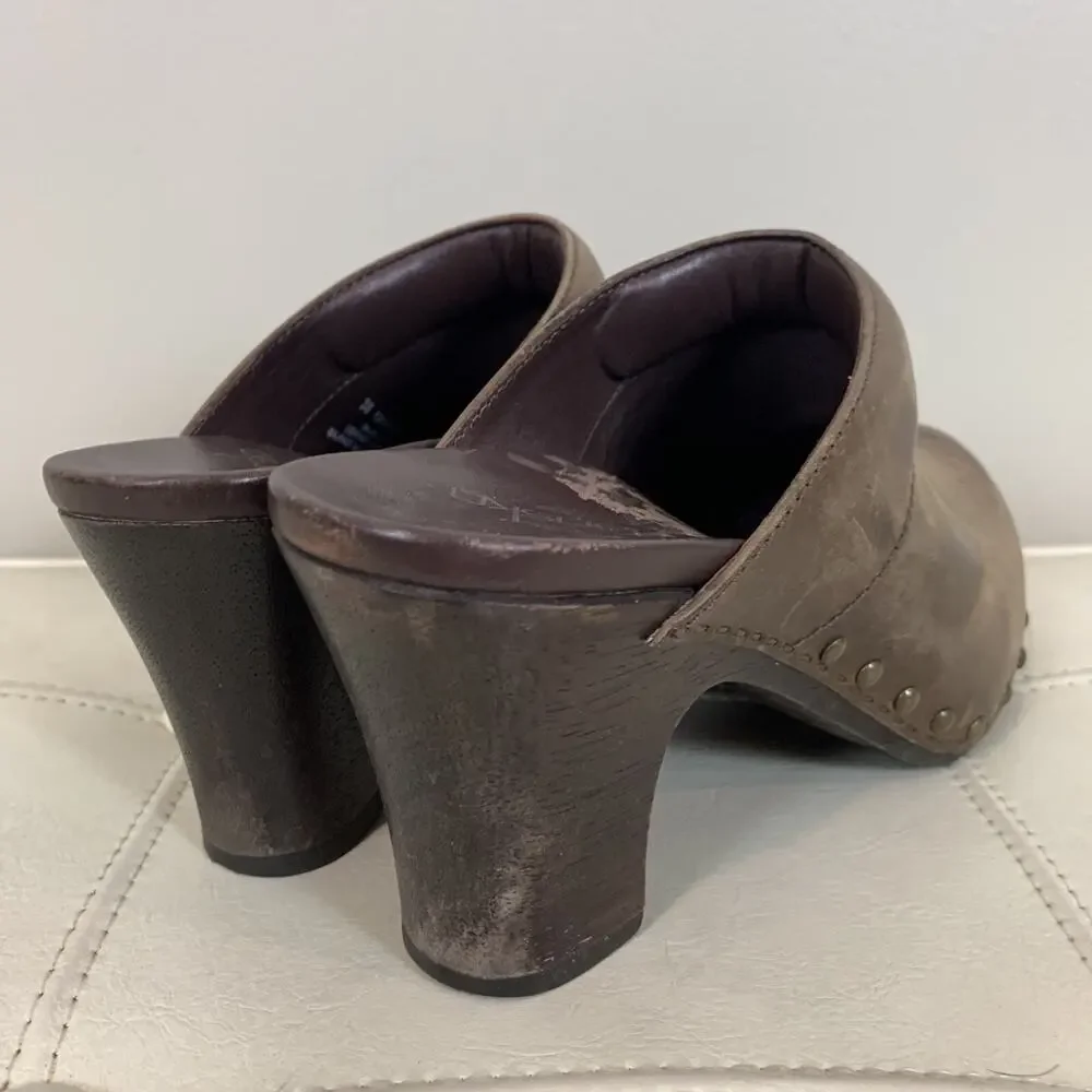 Dansko Rae brown Leather Studded Heeled Clogs Mules shoes EU 38 US 7 7.5 XCNT - Picture 2 of 5